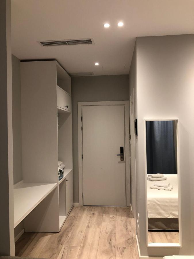Dukes Albania Hotel Radhime Ngoại thất bức ảnh