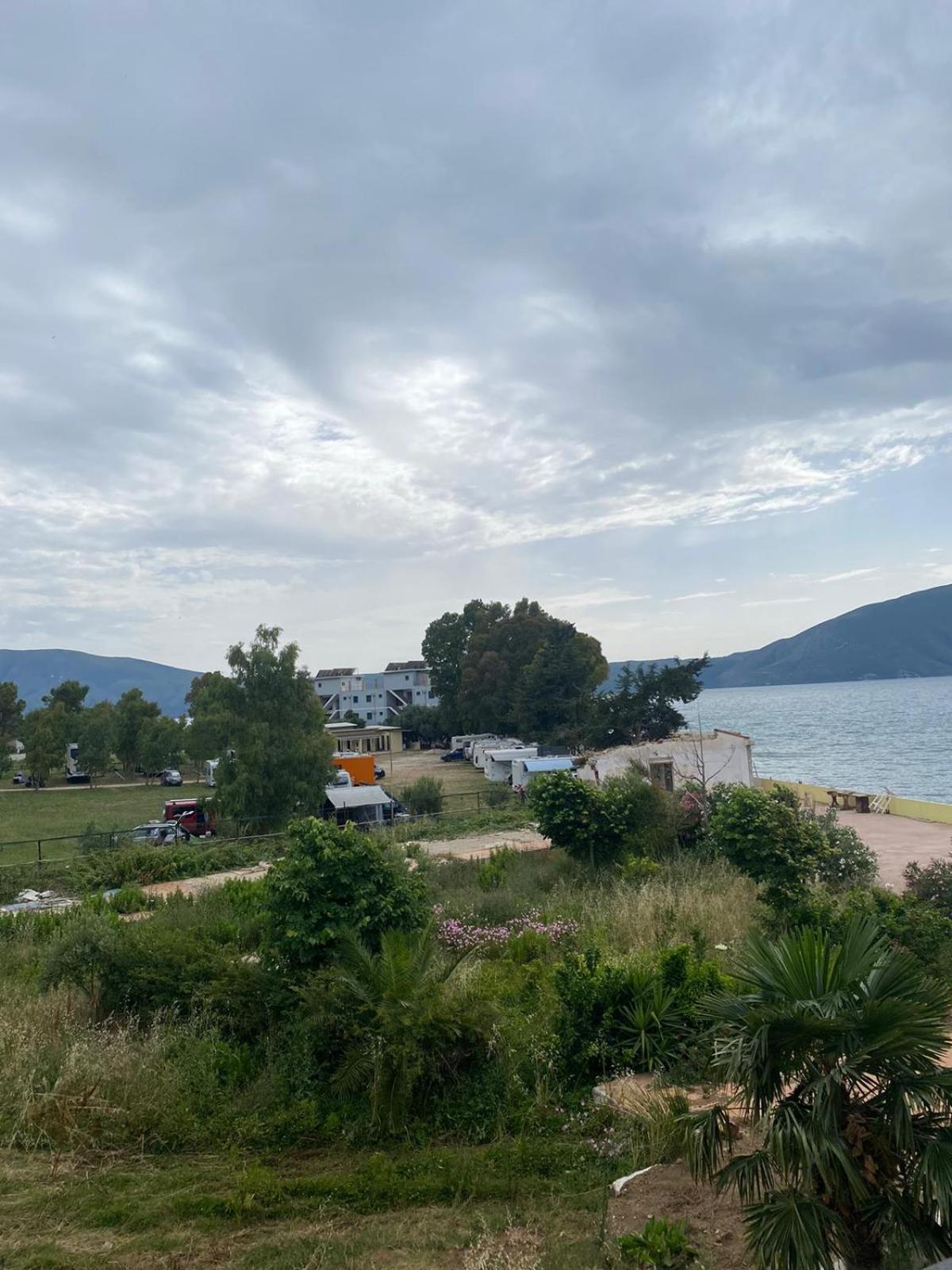 Dukes Albania Hotel Radhime Ngoại thất bức ảnh
